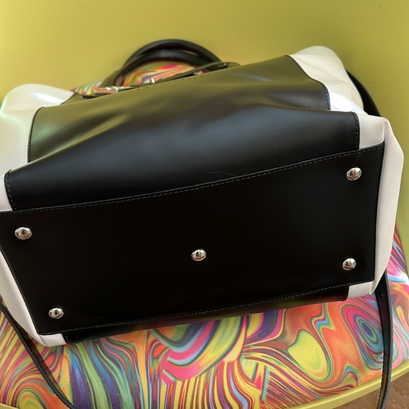 COCCINELLE Top Handle Italian Design Leather 2 Tone Hand Bag/Shoulder/Crossbody - Picture 2 of 12